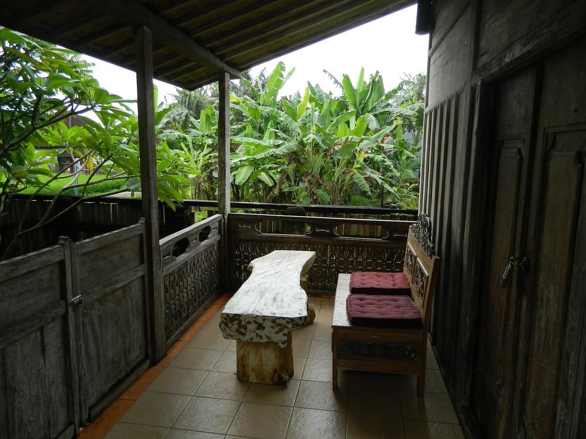 D'Tegale Homestay Cepaka Exterior photo